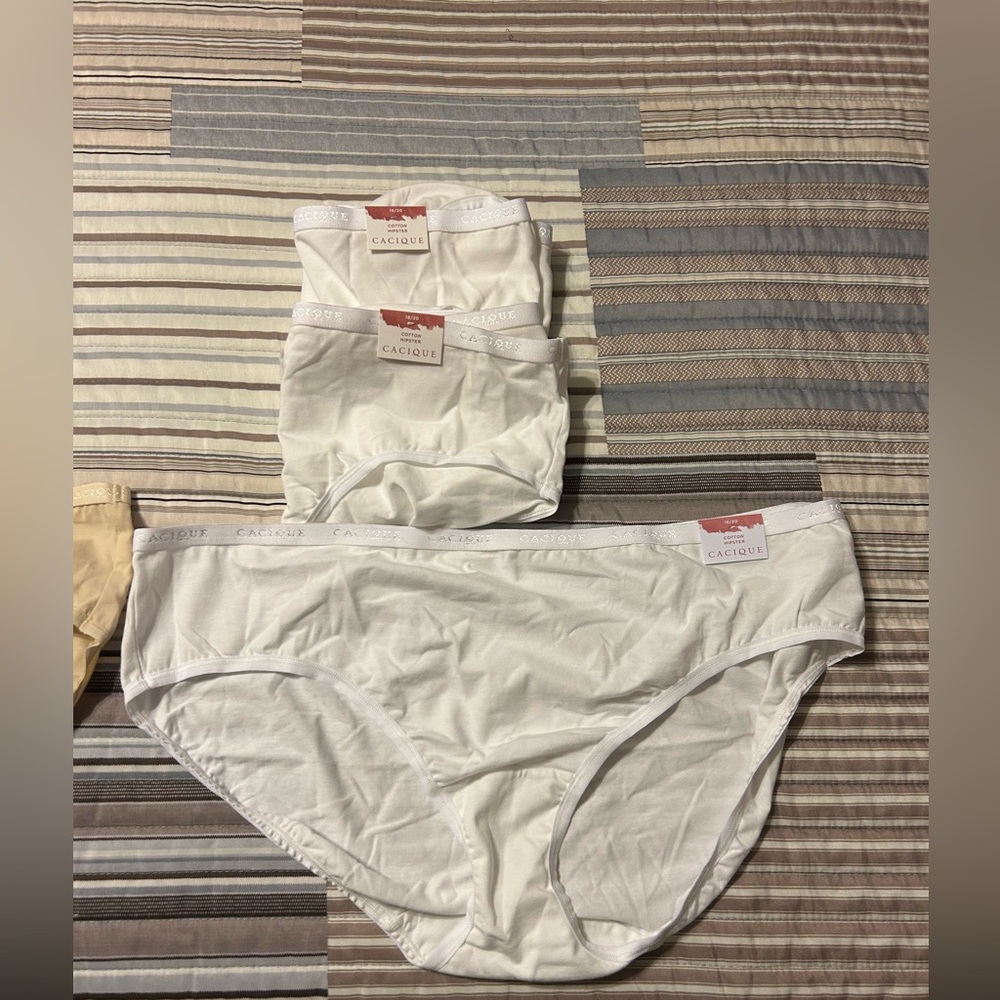 Cotton hipster. White. 18/20